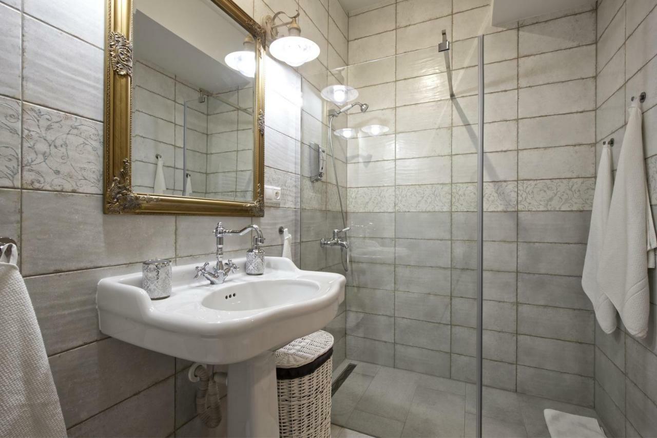 Apartament A La Champagne Praga Zewnętrze zdjęcie